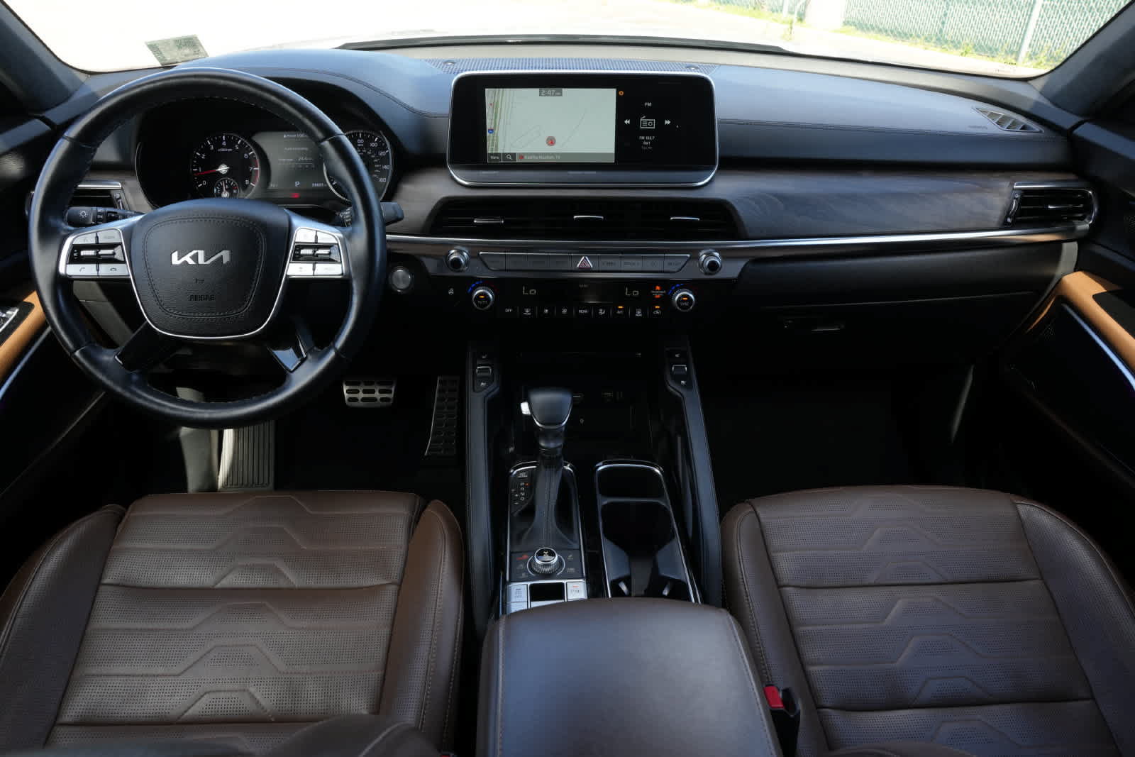 Used 2022 Kia Telluride SX w/ SX Prestige Package AWD/4WD image 7