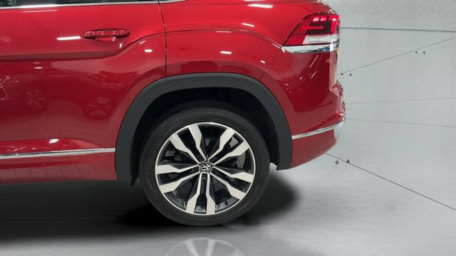Used 2020 Volkswagen Atlas Cross Sport SEL R-Line AWD/4WD image 35