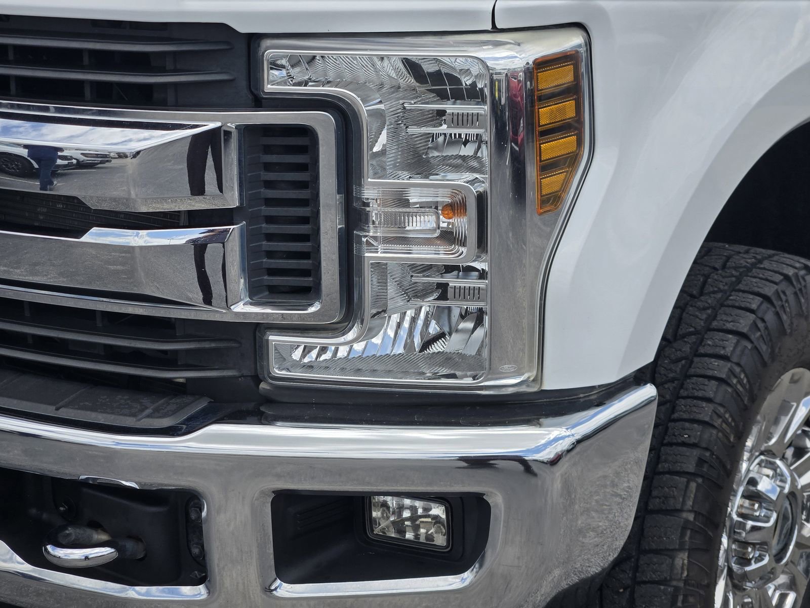 Used 2019 Ford F250 XLT w/ XLT Premium Package AWD/4WD image 10