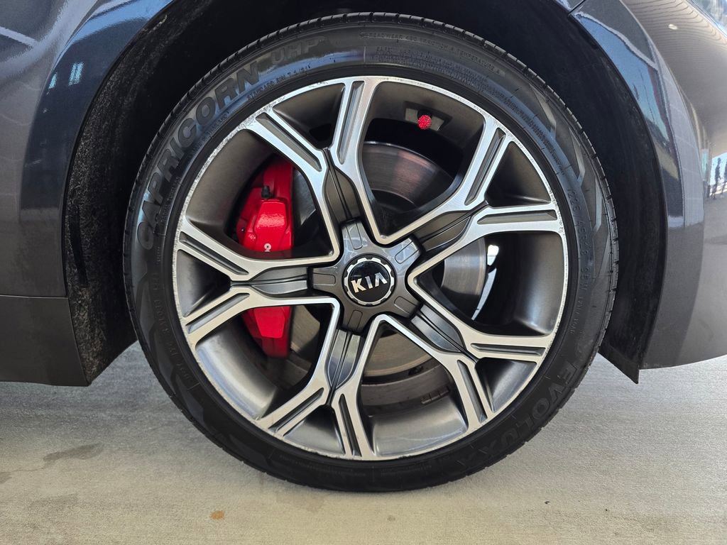 Used 2019 Kia Stinger GT AWD/4WD image 12
