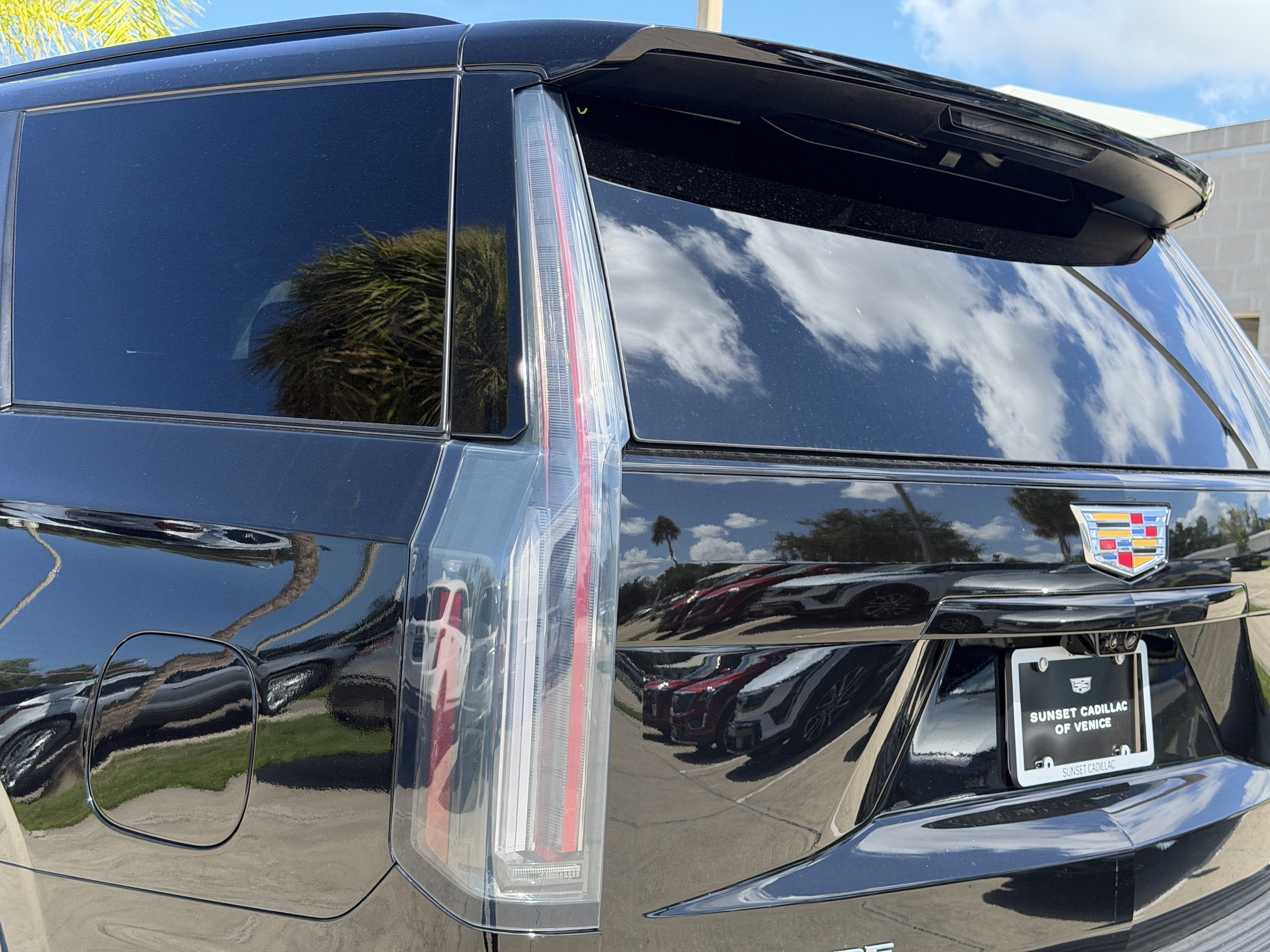 New 2026 Cadillac Escalade Platinum Sport AWD/4WD image 9