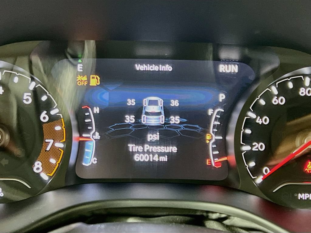 Used 2023 Jeep Compass Limited AWD/4WD image 12