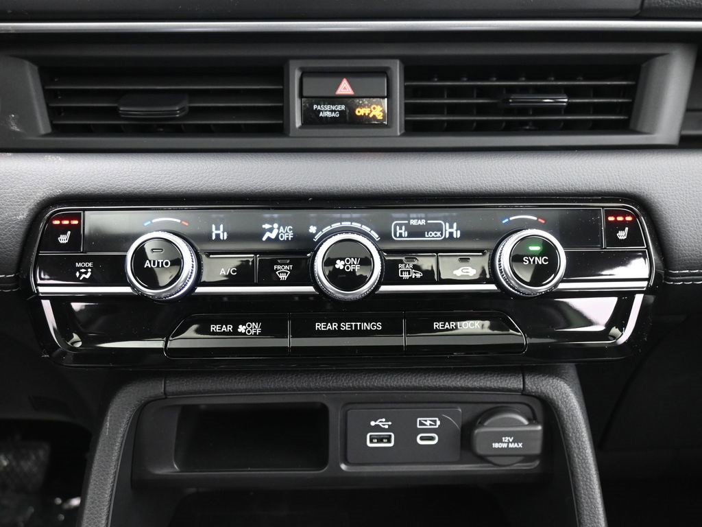 New 2025 Honda Pilot Touring image 47