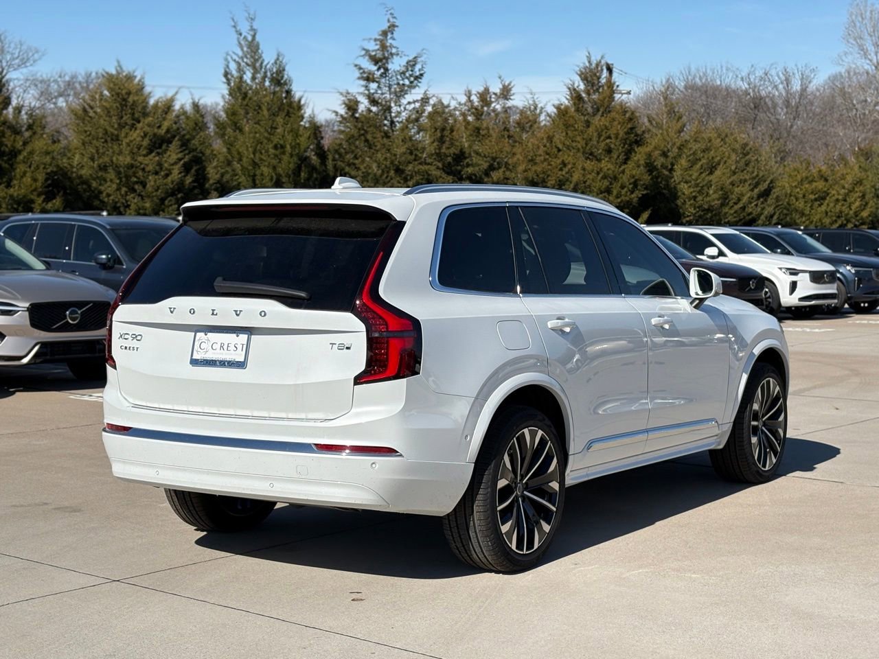 New 2026 Volvo XC90 T8 Plus w/ Protection Package Premier image 6