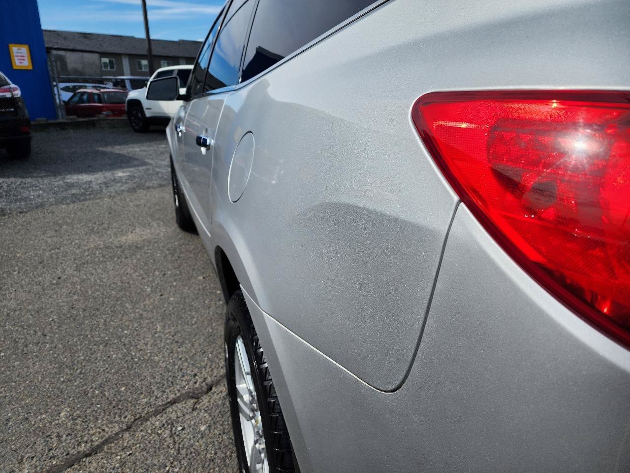 Used 2012 Chevrolet Traverse LT AWD/4WD image 35