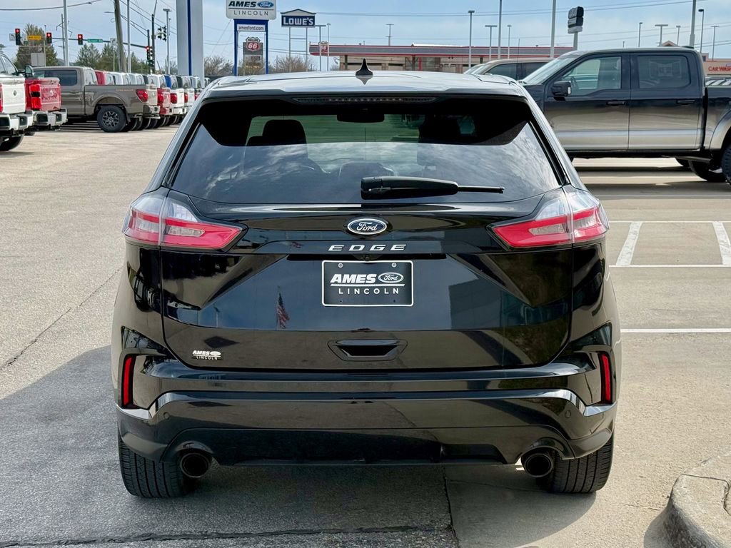 Certified 2021 Ford Edge ST-Line image 5