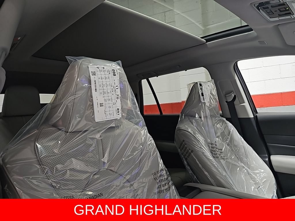 New 2026 Toyota Grand Highlander AWD image 32
