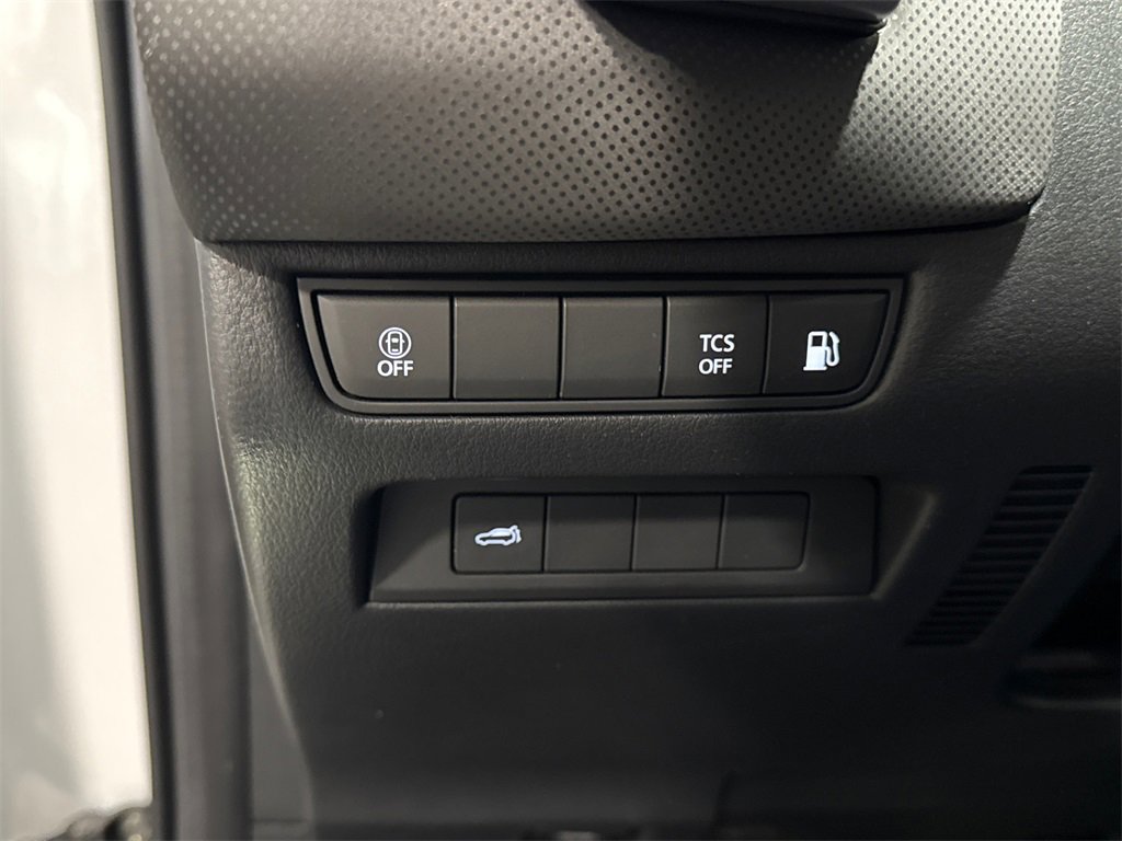 Certified 2025 MAZDA CX-50 2.5 Hybrid w/ Weather Package image 25