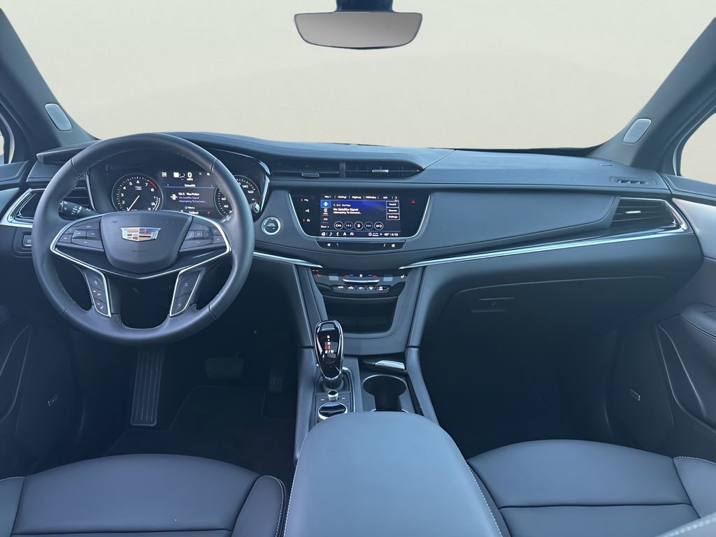 Certified 2025 Cadillac XT5 Premium Luxury w/ Technology Package image 17