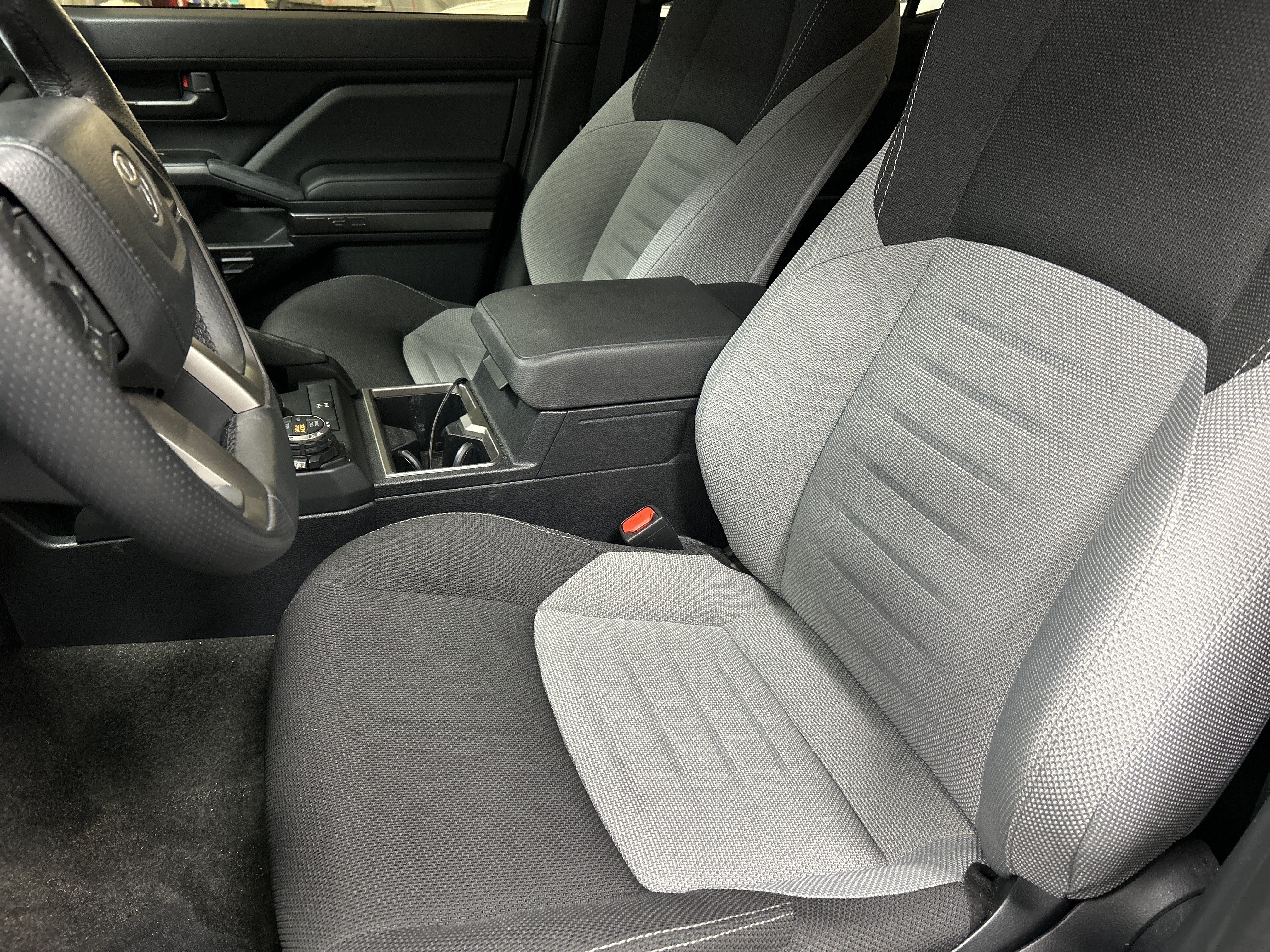 Used 2025 Toyota 4Runner TRD Off-Road AWD/4WD image 16