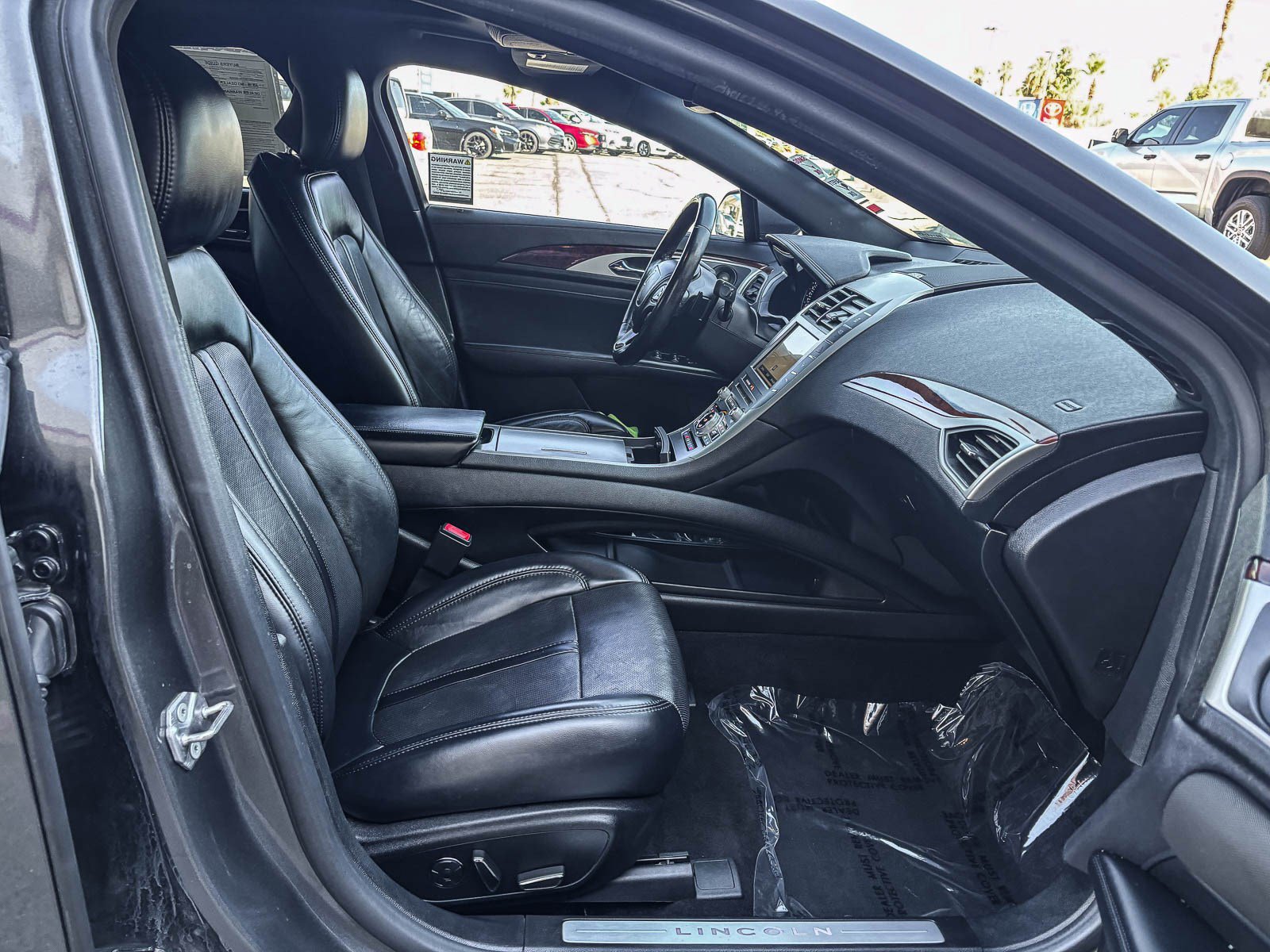 Used 2019 Lincoln MKZ Reserve FWD image 19