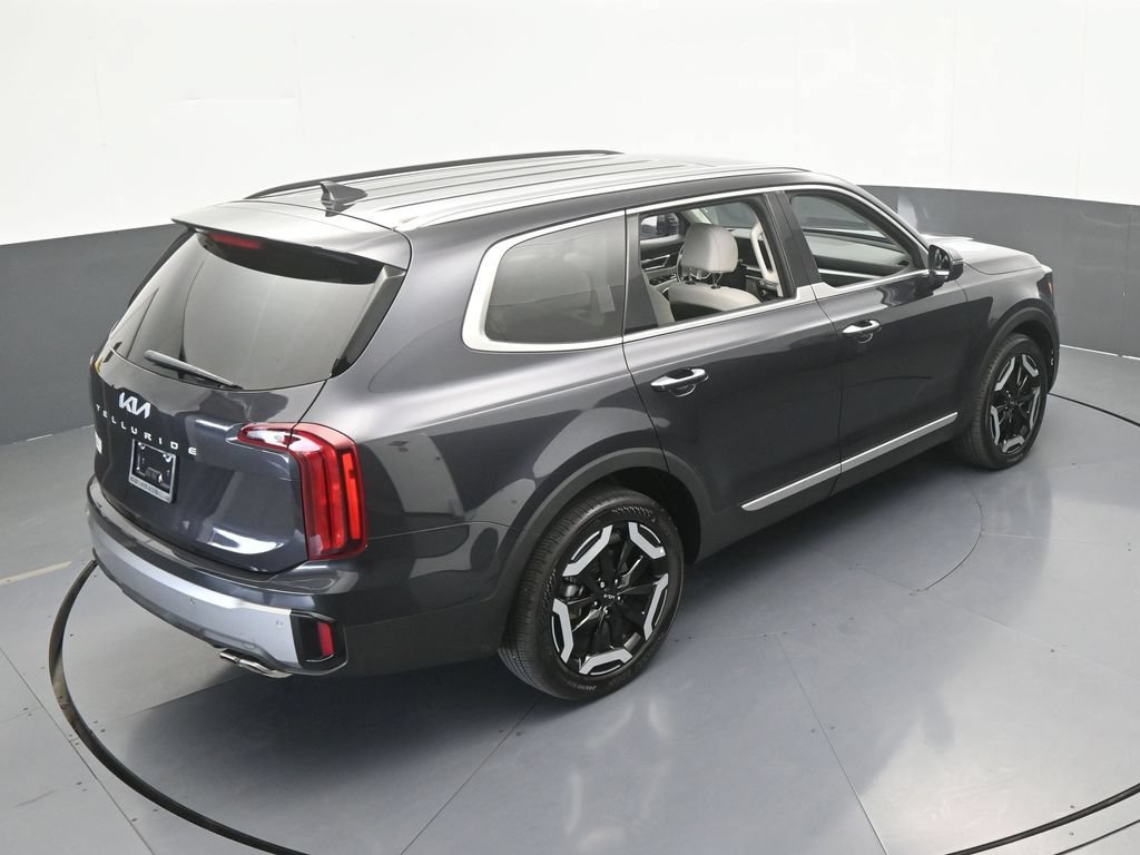 Used 2025 Kia Telluride S FWD image 53
