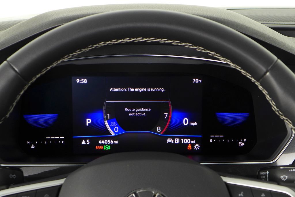 Certified 2023 Volkswagen Tiguan SE R-Line FWD image 28