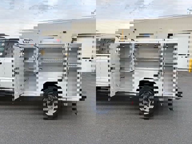 New 2026 Ford F450 XL w/ XL Chrome Package AWD/4WD image 31