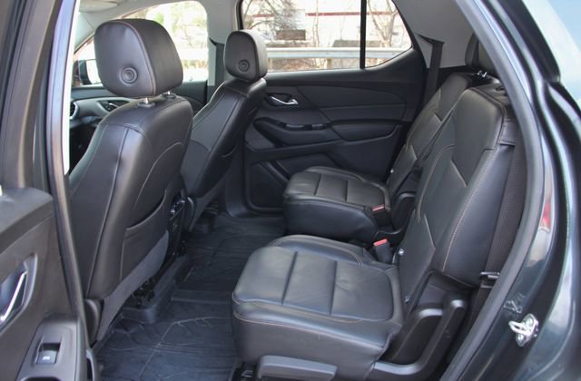 Used 2019 Chevrolet Traverse LT w/ LPO, Floor Liner Package image 28