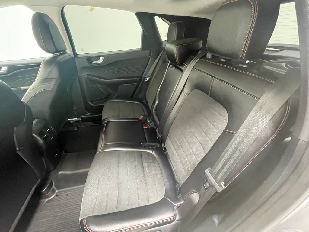 Used 2022 Ford Escape SEL w/ SEL Stealth AWD Package image 12