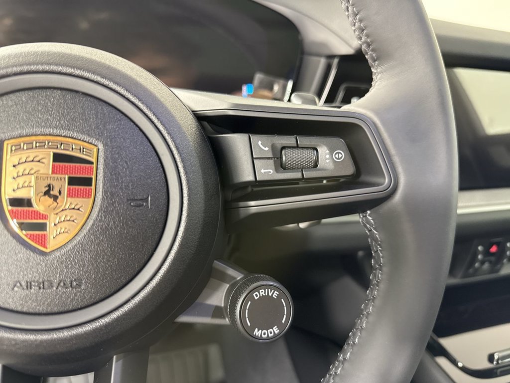 New 2026 Porsche Cayenne AWD/4WD image 37