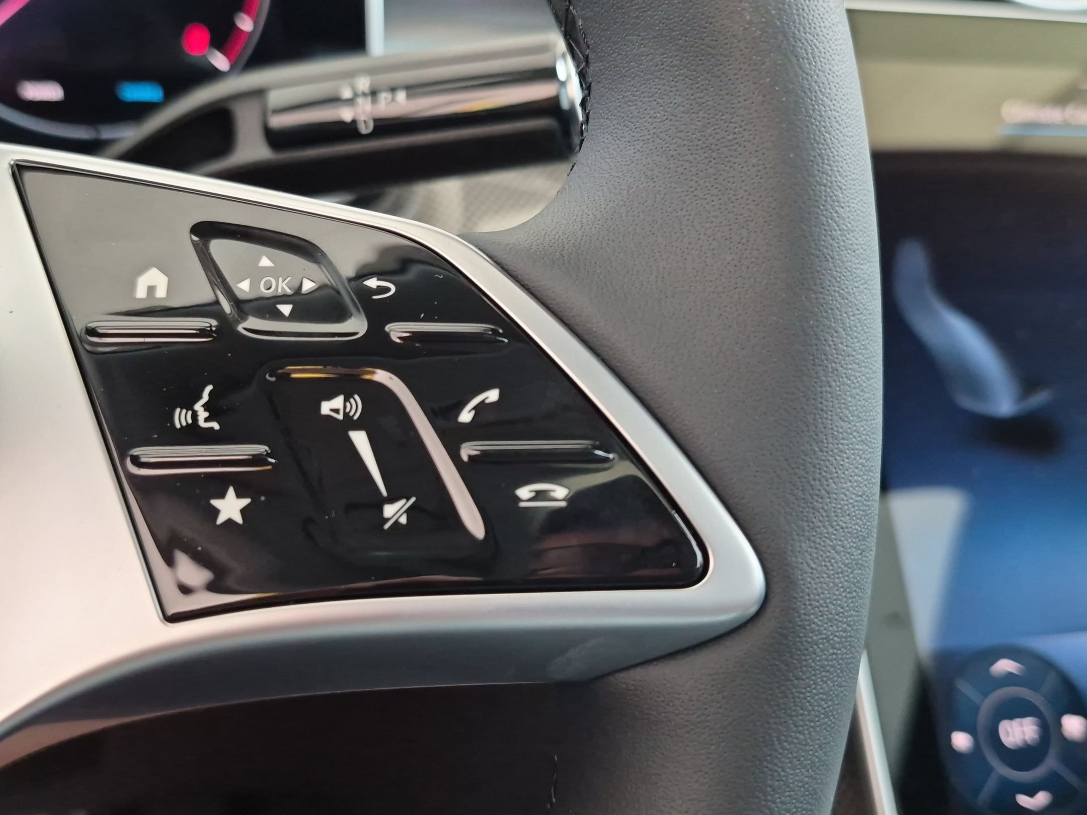 New 2026 Mercedes-Benz C 300 4MATIC Sedan image 20