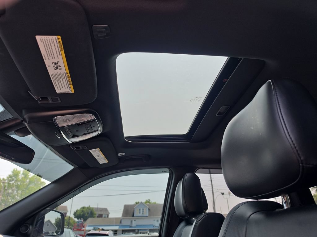 Used 2018 Jeep Grand Cherokee Limited AWD/4WD image 15