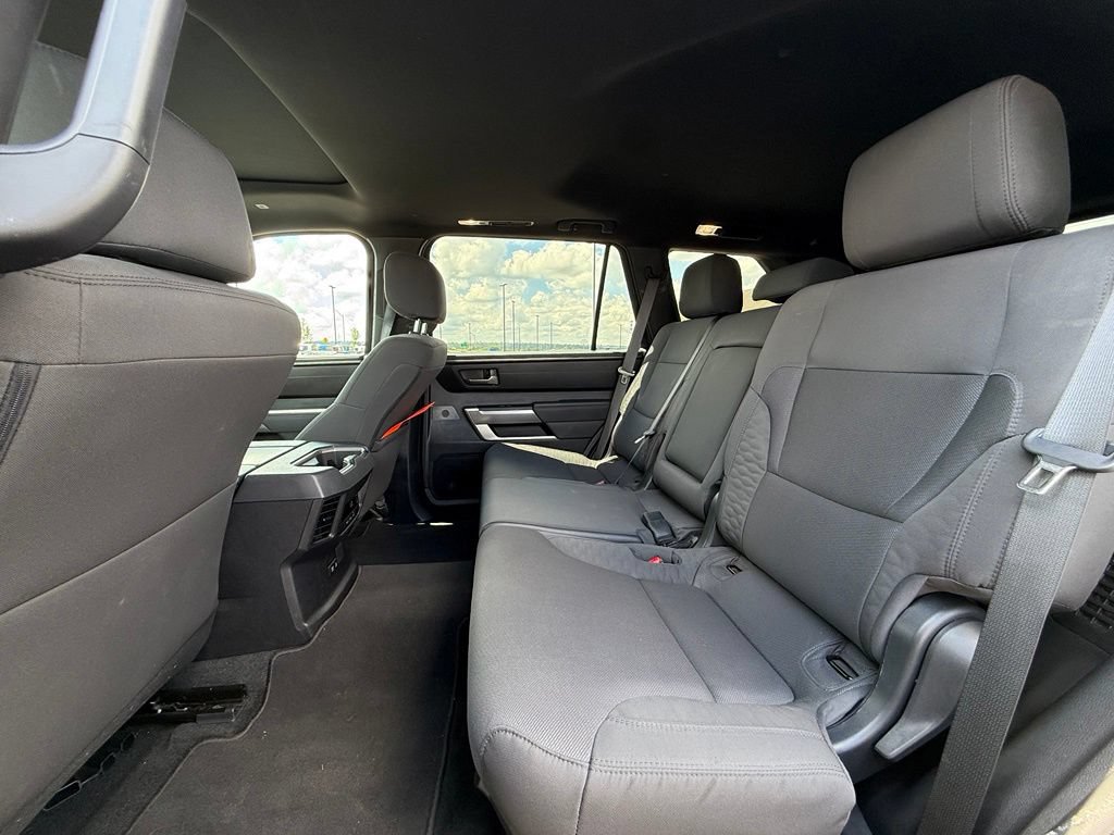 Used 2025 Toyota Sequoia SR5 AWD/4WD image 25