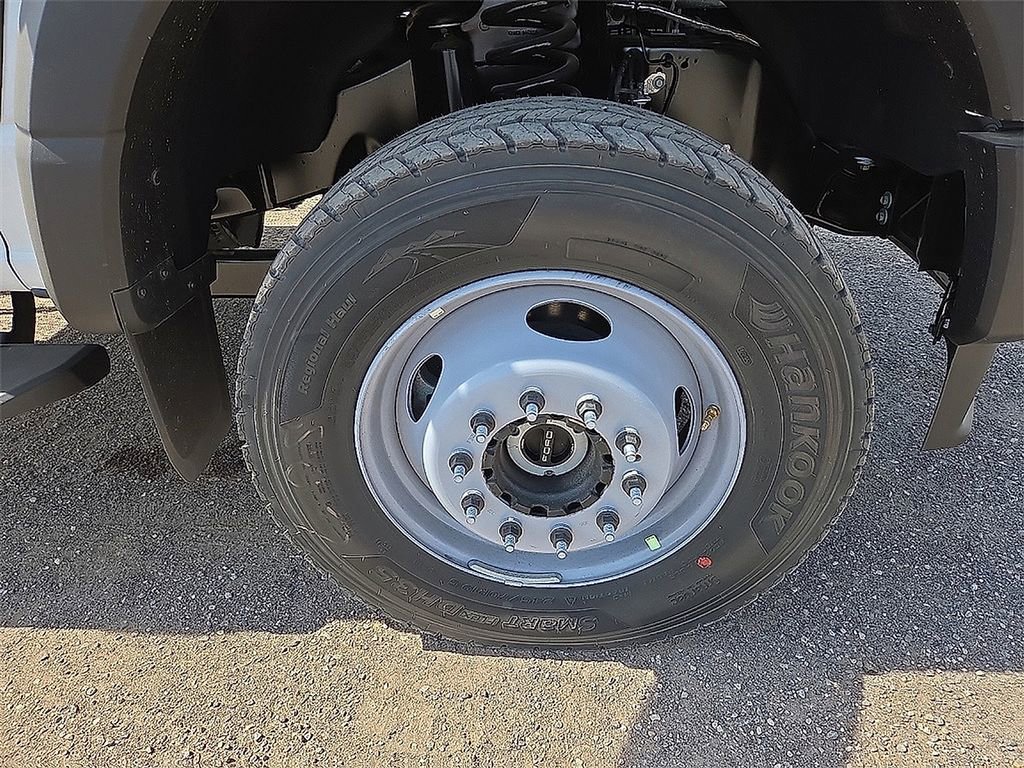 New 2025 Ford F600 4x4 Regular Cab Super Duty w/ XL Chrome Package image 8