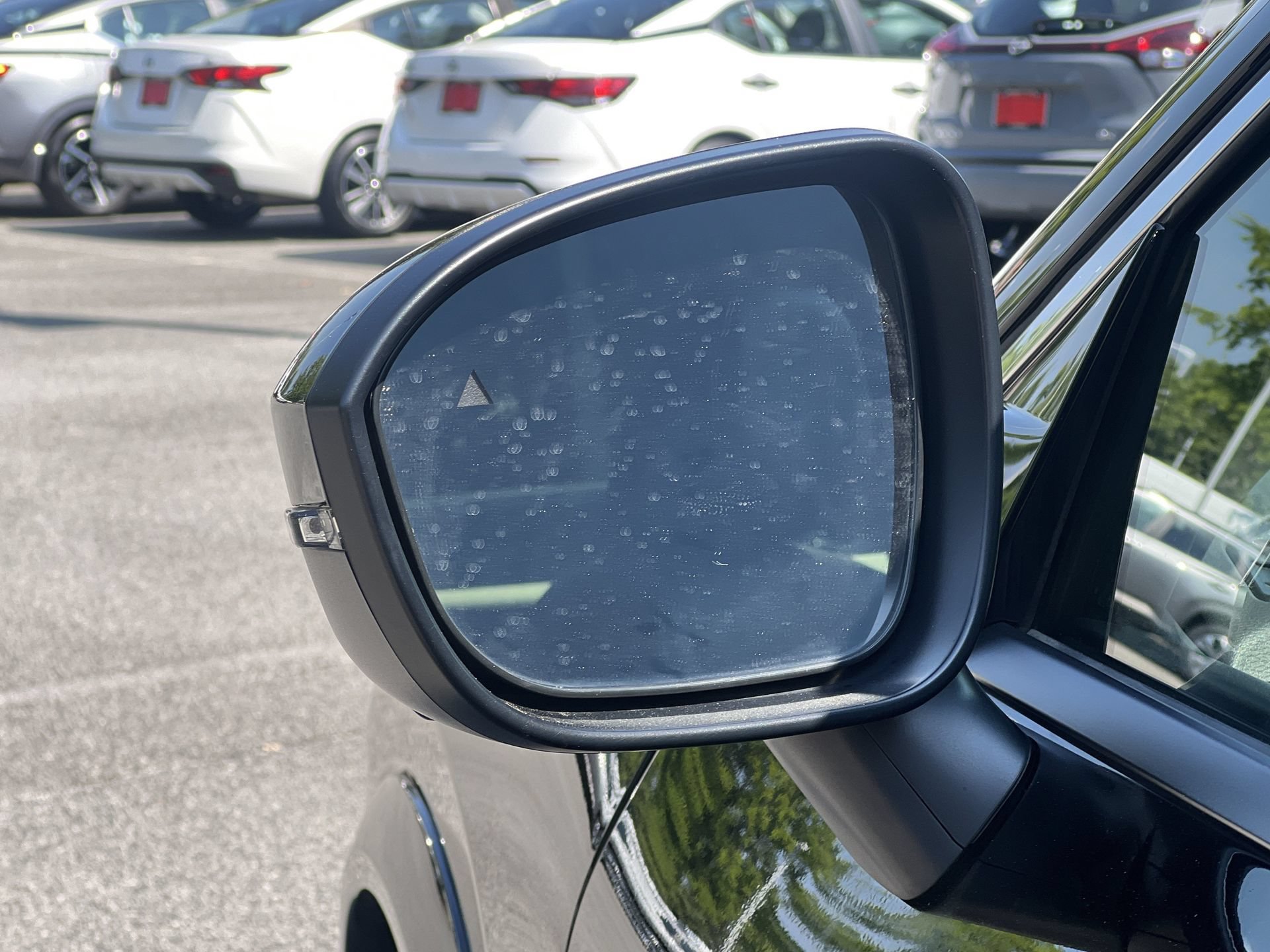 Certified 2025 Nissan Rogue Platinum FWD image 32