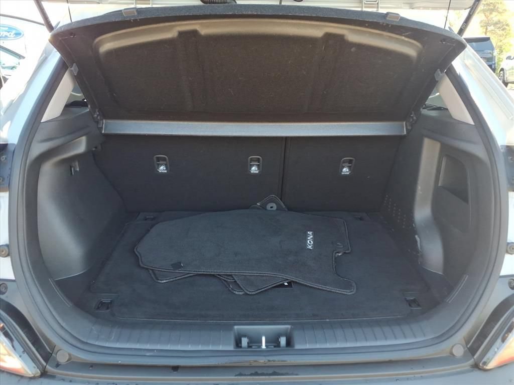 Used 2023 Hyundai Kona SEL AWD/4WD image 26
