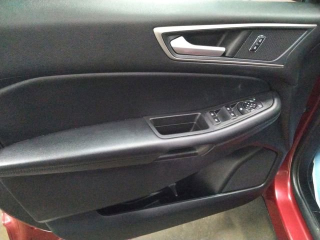 Used 2021 Ford Edge SEL w/ Convenience Package image 30