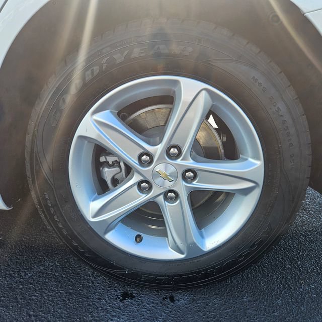 Used 2024 Chevrolet Malibu LT FWD image 33