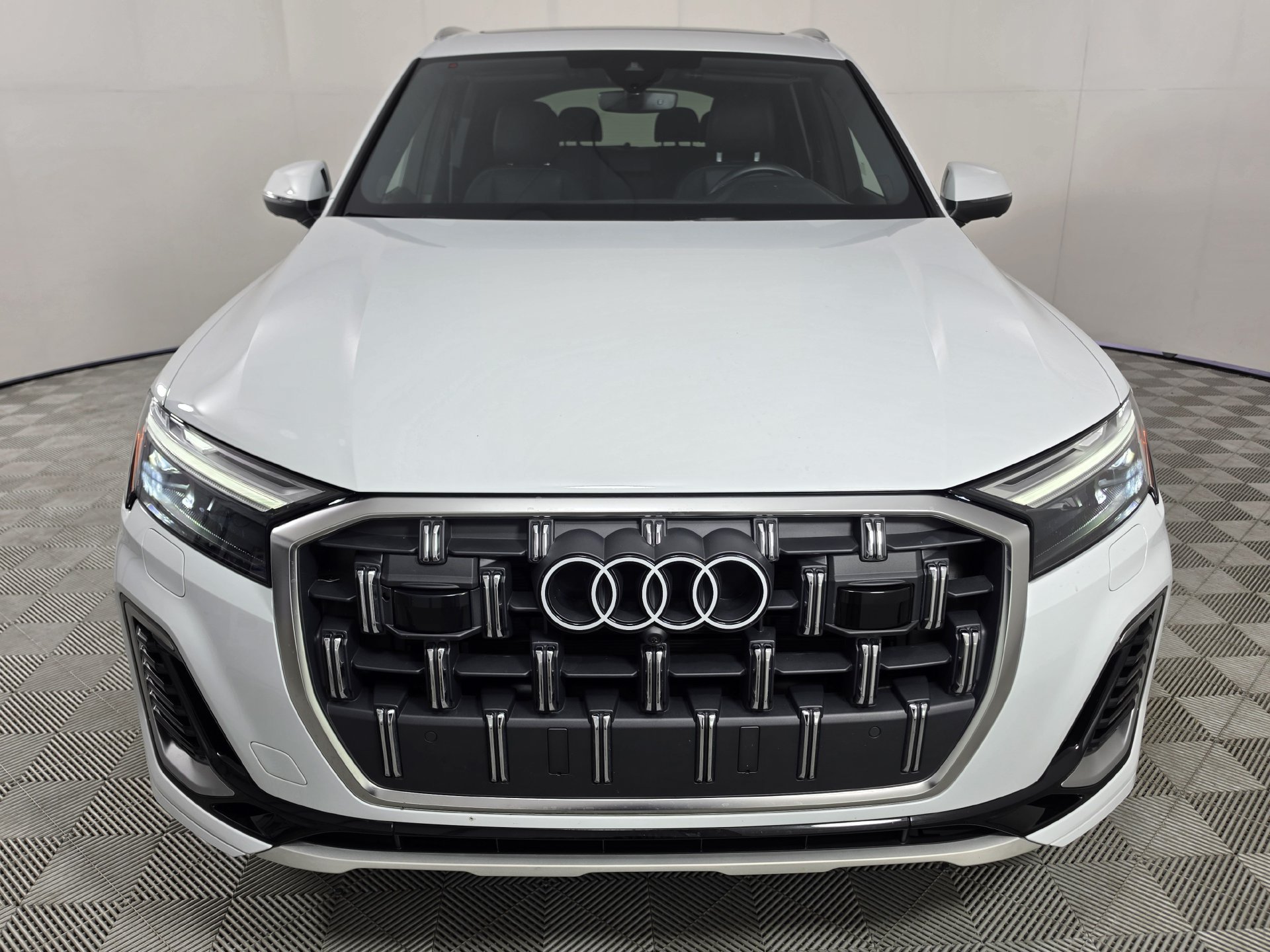 Certified 2026 Audi Q7 3.0T Premium Plus w/ Premium Plus Package AWD/4WD image 33