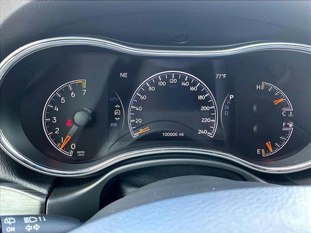 Used 2019 Jeep Grand Cherokee Altitude image 22