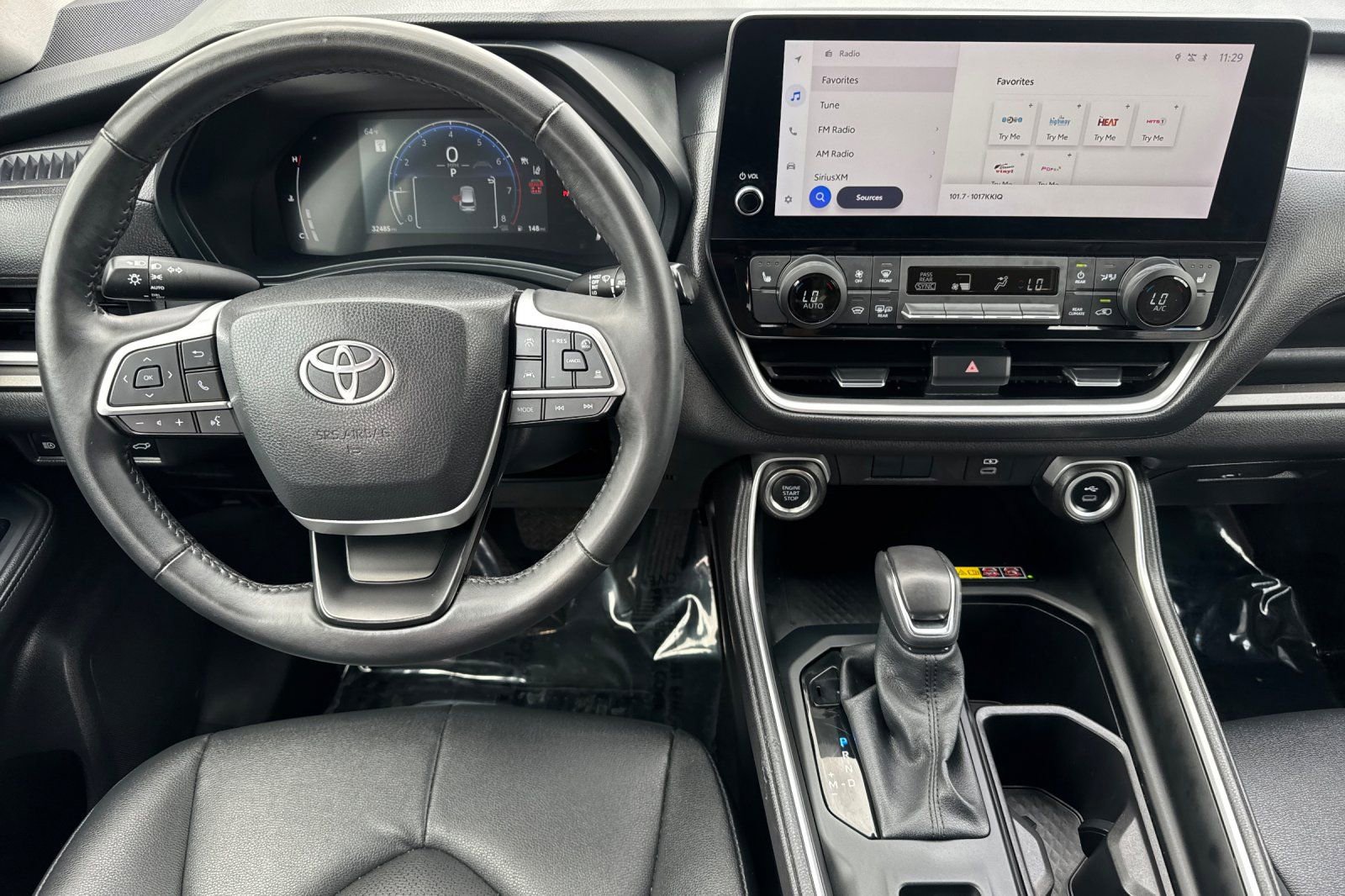 Certified 2025 Toyota Grand Highlander AWD image 17