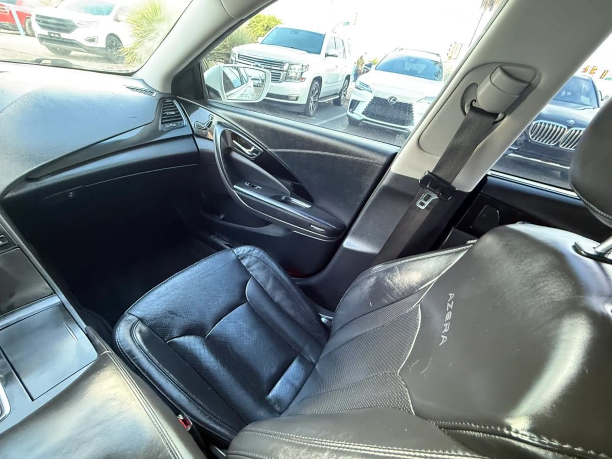Used 2016 Hyundai Azera Limited FWD image 44