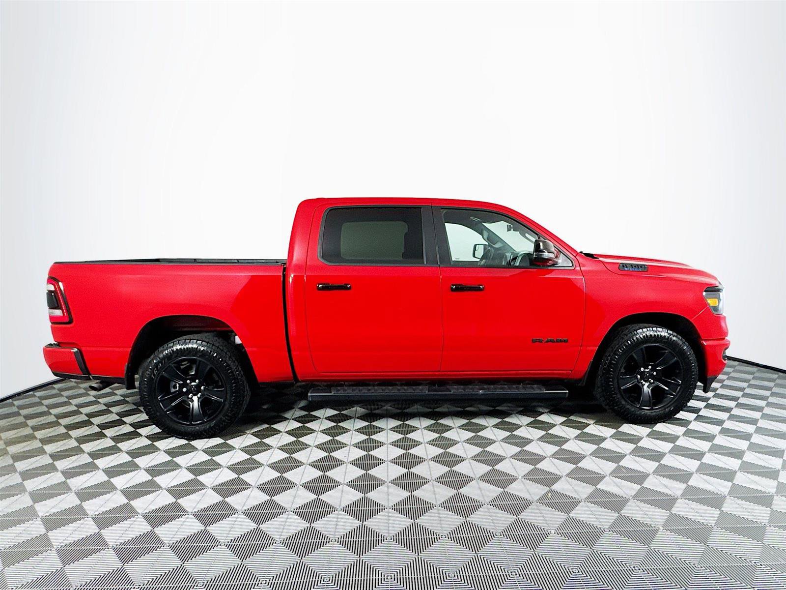 Used 2024 RAM 1500 Big Horn image 9