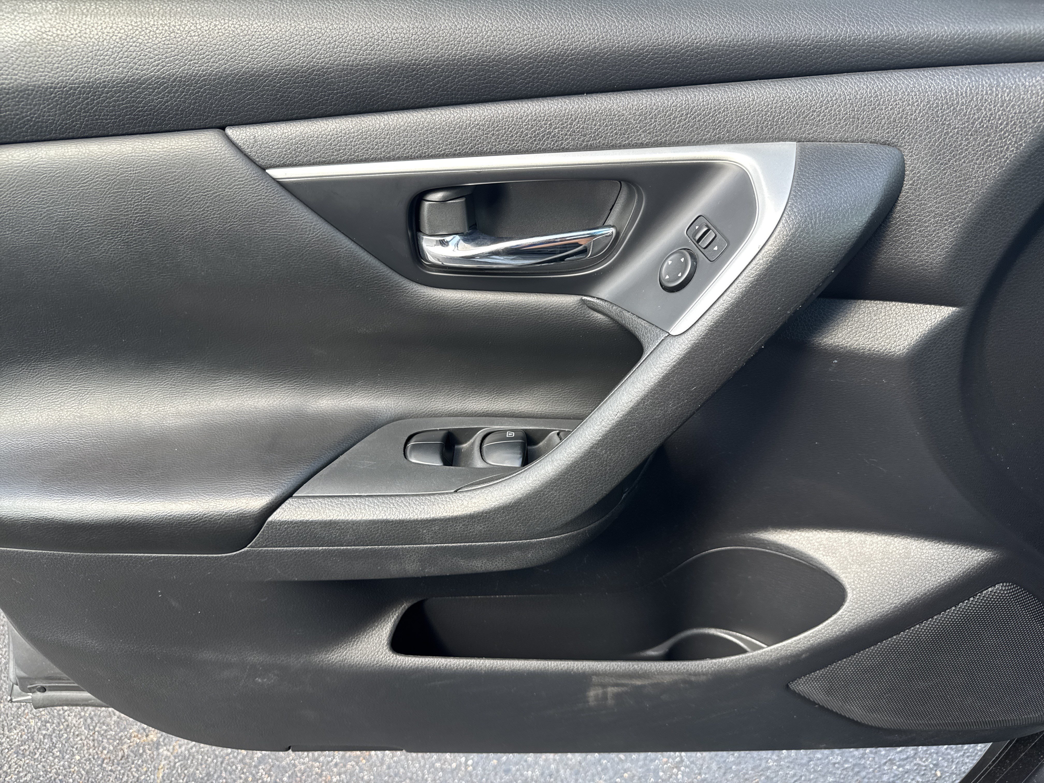 Used 2018 Nissan Altima 2.5 S w/ S Convenience Package FWD image 14
