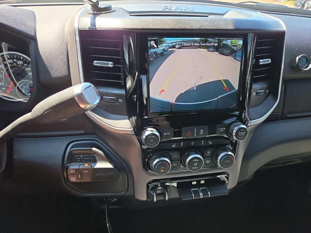 Used 2021 RAM 2500 Big Horn w/ Level 1 Equipment Group AWD/4WD image 13