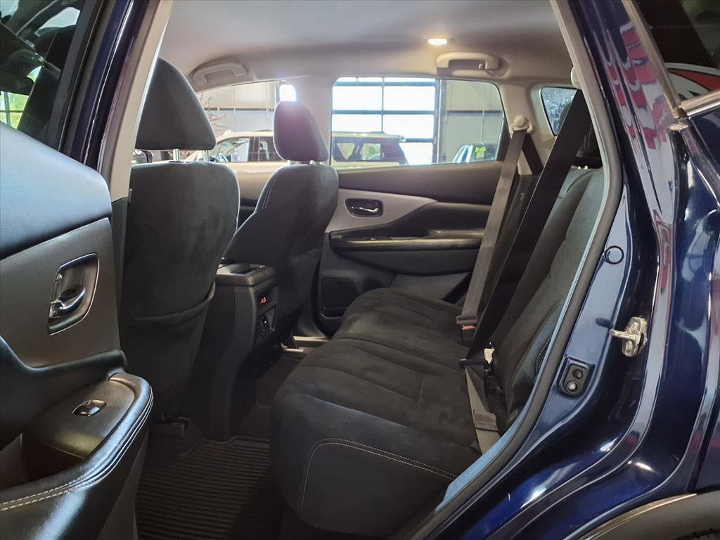 Used 2023 Nissan Murano S image 14