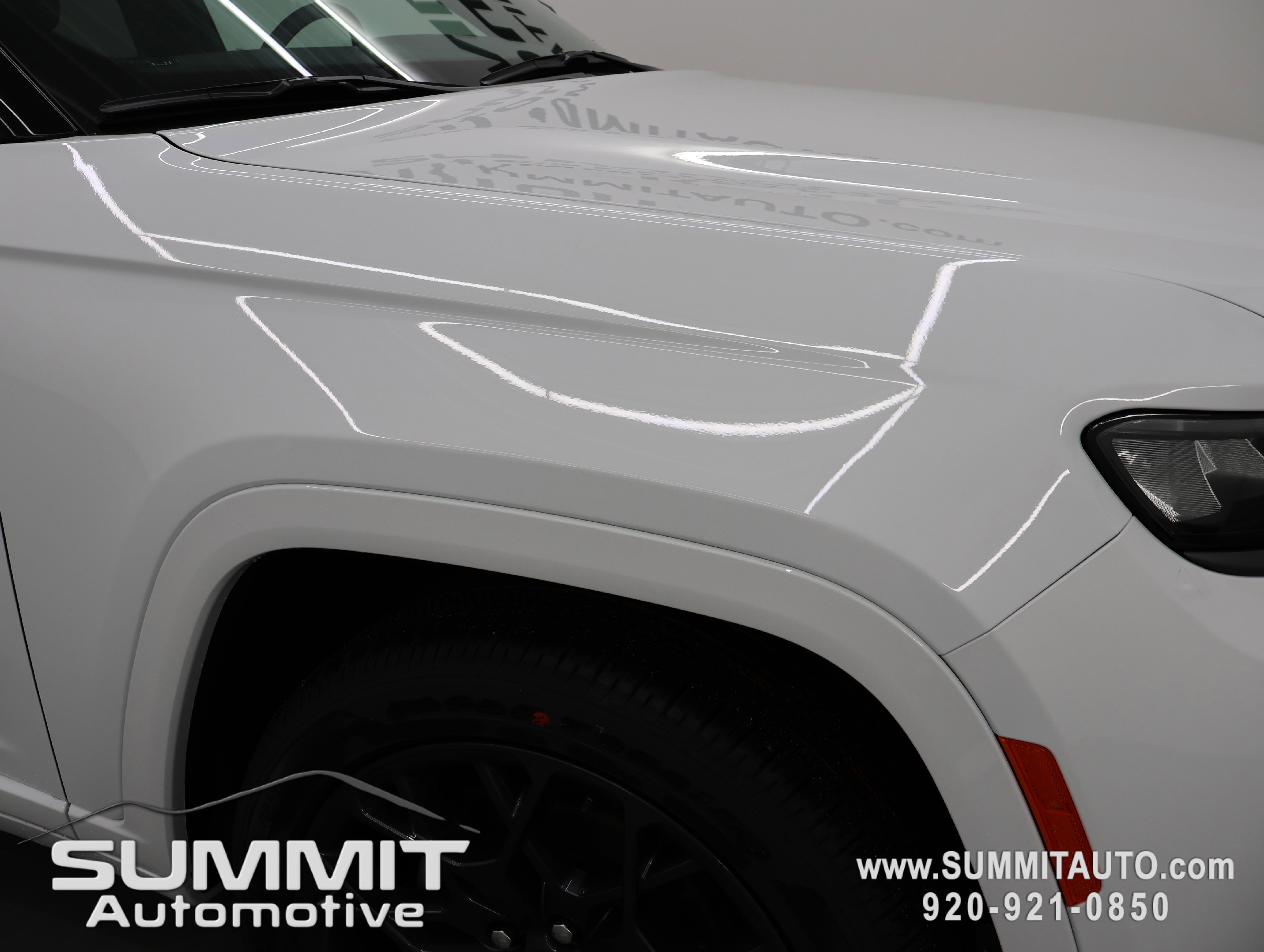 New 2026 Jeep Grand Cherokee Summit image 26