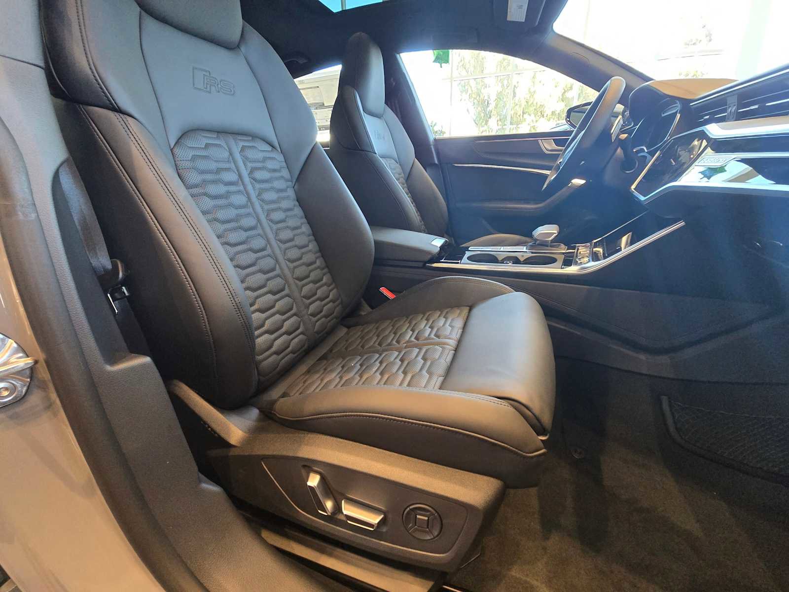 New 2025 Audi RS 7 Performance image 11