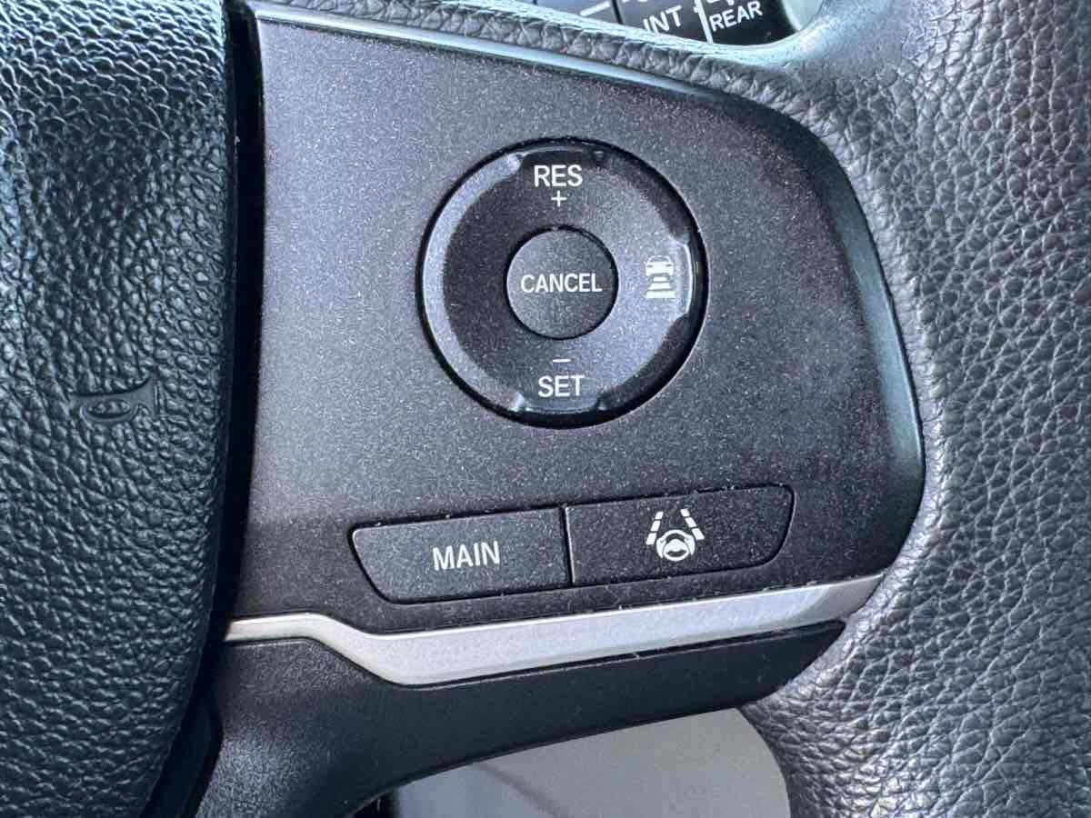 Used 2019 Honda Odyssey EX image 27
