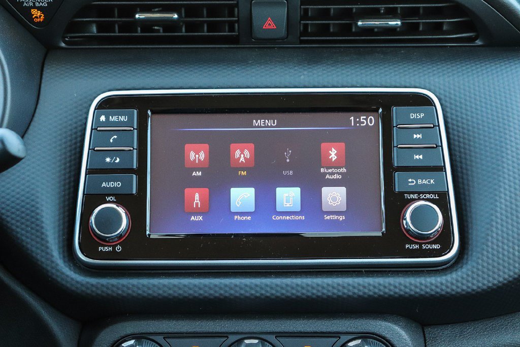 Certified 2025 Nissan Kicks Play S FWD image 14