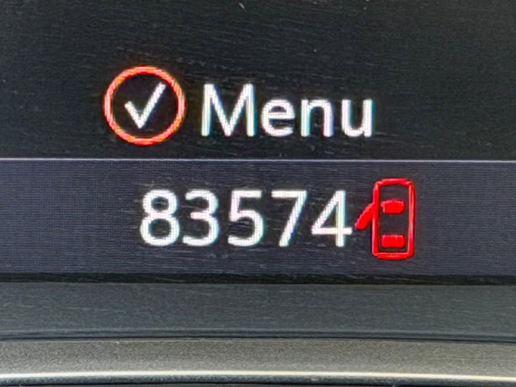 Used 2020 GMC Acadia SLT w/ Premium Package FWD image 26