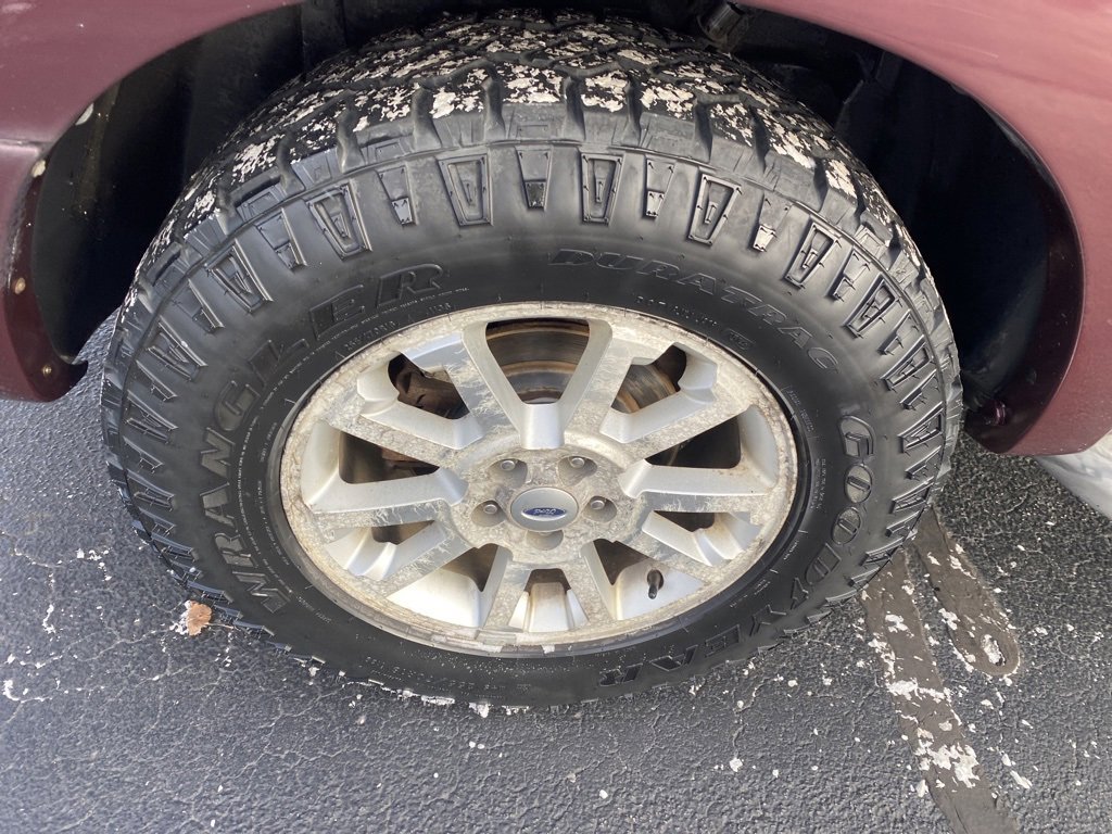 Used 2007 Ford Explorer Sport Trac Limited image 25