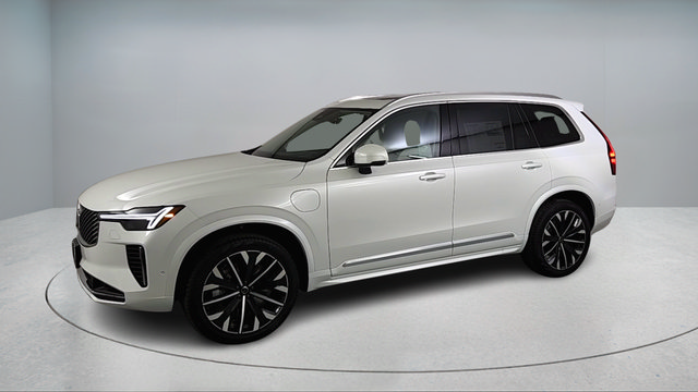 New 2026 Volvo XC90 T8 Ultra w/ Protection Package Premier AWD/4WD image 8