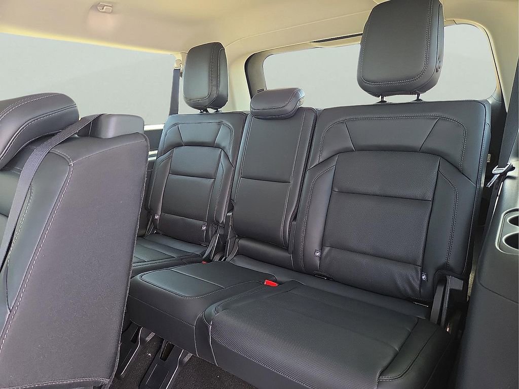 New 2026 Lincoln Navigator Premiere image 12