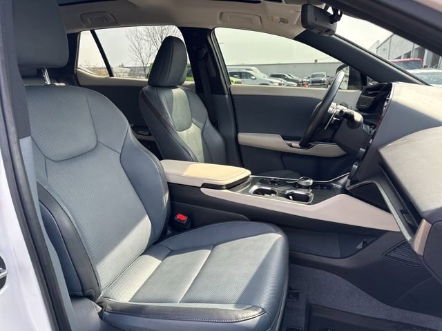 Used 2023 Lexus RZ 450e Premium w/ Technology Package AWD/4WD image 30