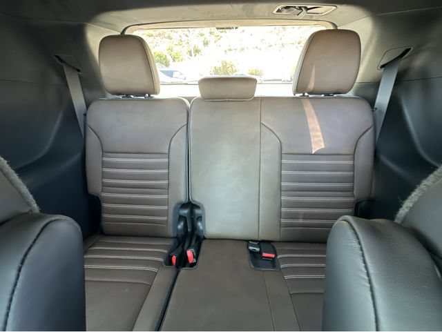 New 2026 GMC Acadia Denali Ultimate w/ LPO, Floor Liner Package AWD/4WD image 18