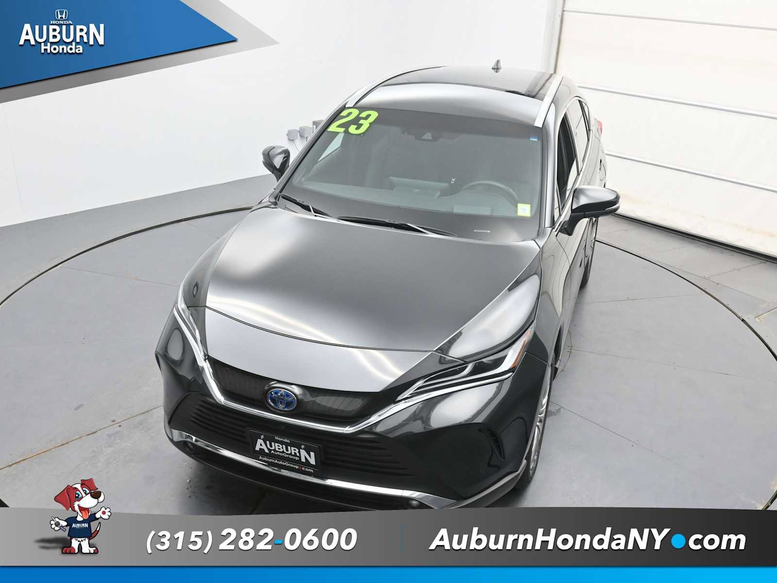 Used 2023 Toyota Venza Limited image 25