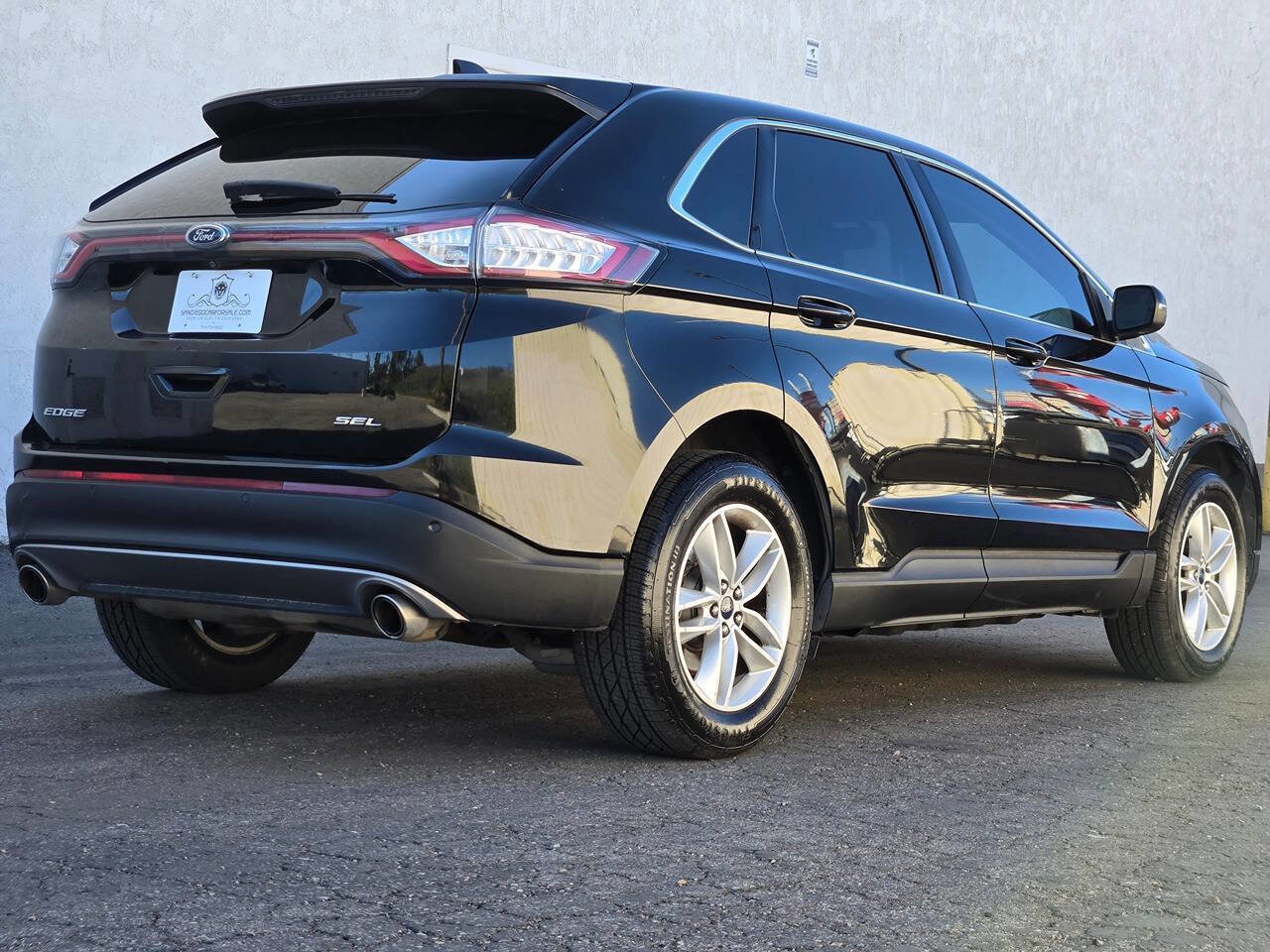 Used 2017 Ford Edge SEL image 17