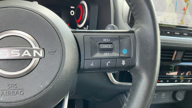 Used 2023 Nissan Rogue Platinum AWD/4WD image 13